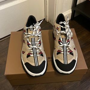 Burberry Sneakers